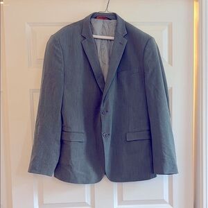 Green Sport Coat with Notch Lapel and Tailored Fit